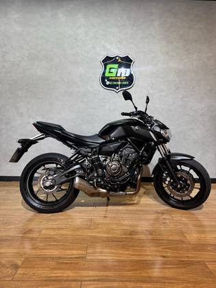 YAMAHA MT-07 ABS YAMAHA MT-07 ABS